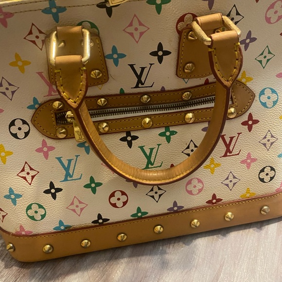 Fun Handbag - Picture 4 of 8